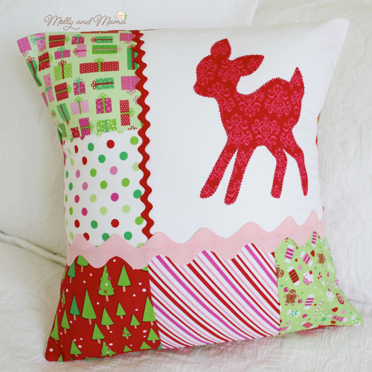 deer appliqué scrappy Christmas cushion tutorial