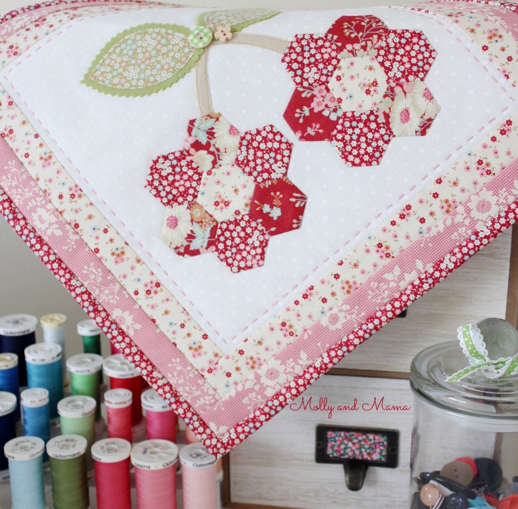 Sewing room style - a cherry hexie mini by Molly and Mama
