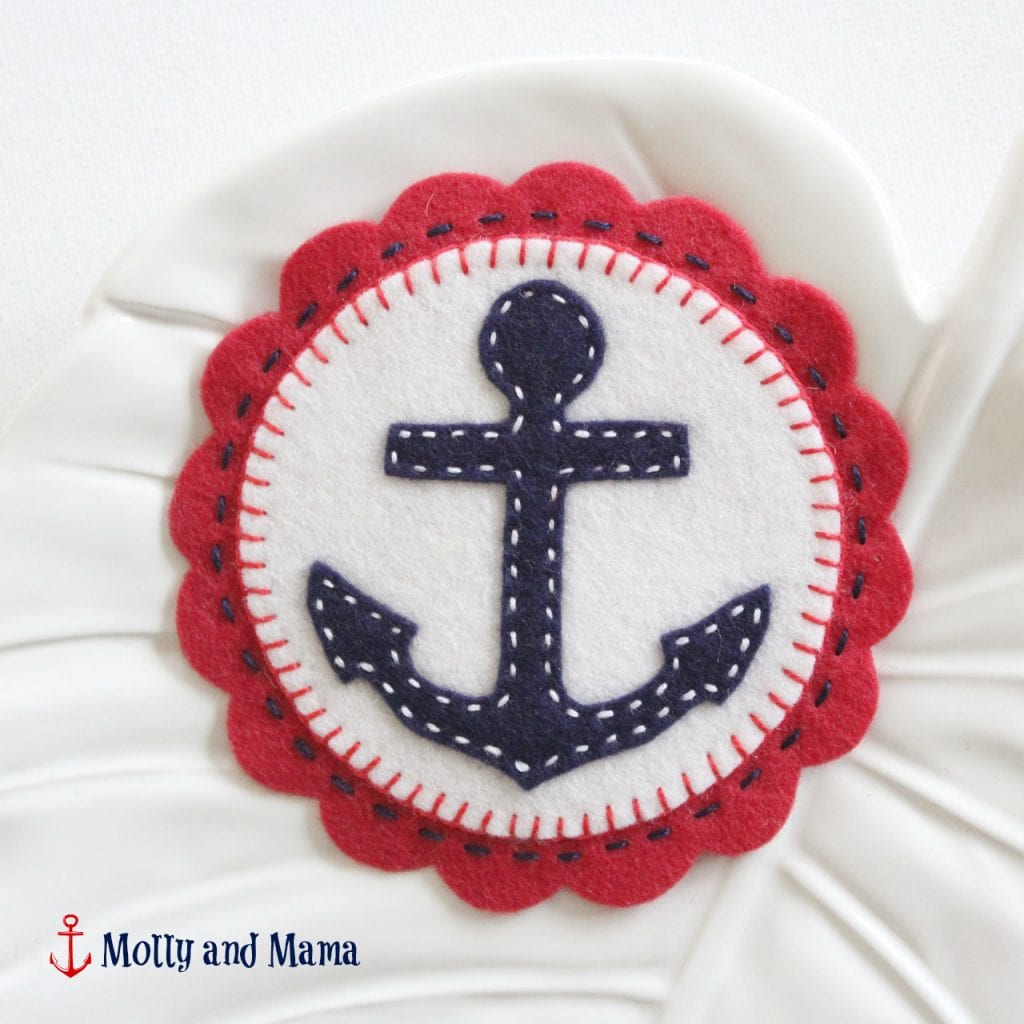 nautical-felt-anchor-a-tutorial-from-molly-and-mama