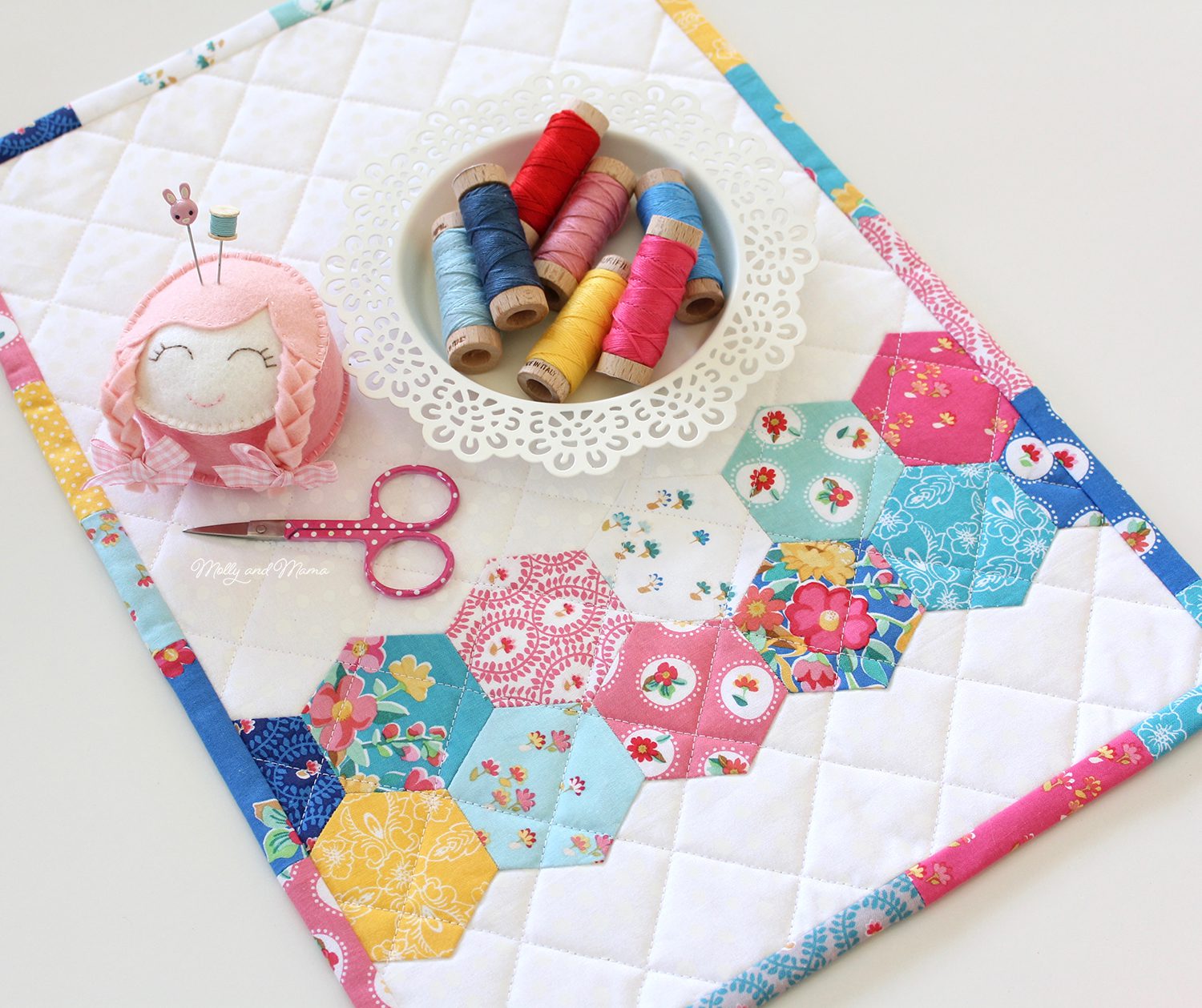Blog Tour for the ‘Learn How to English Paper Piece’ Book