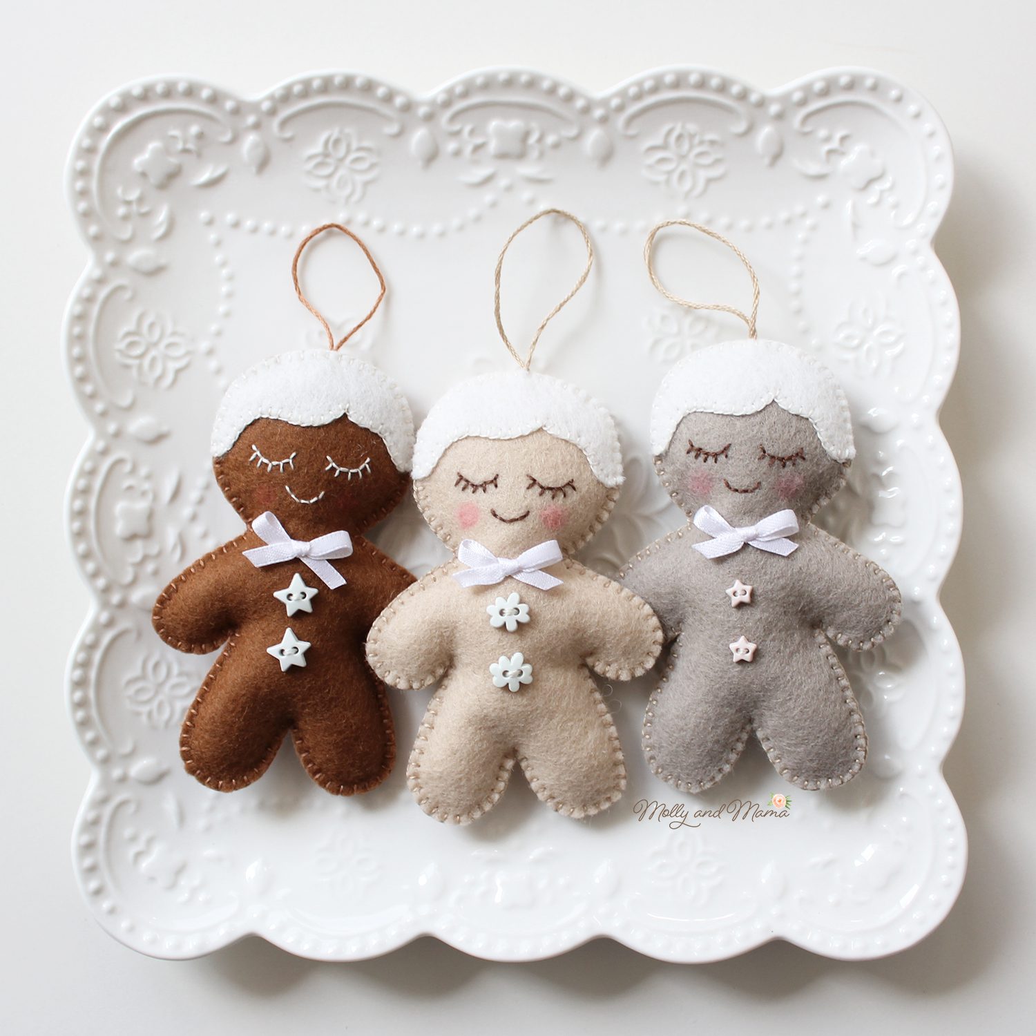 Tutorial for felt gingerbread Christmas ornaments